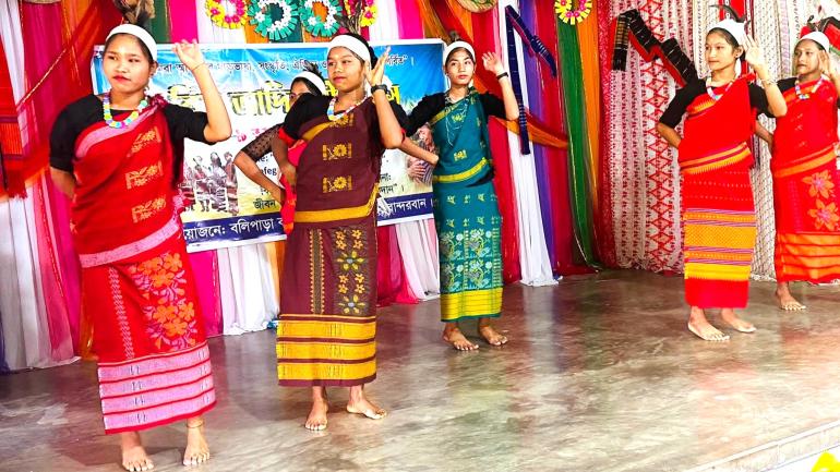 চট্টগ্রাম মহাধর্মপ্রদেশের বিভিন্ন ধর্মপল্লীতে আন্তর্জাতিক আদিবাসী দিবস পালন